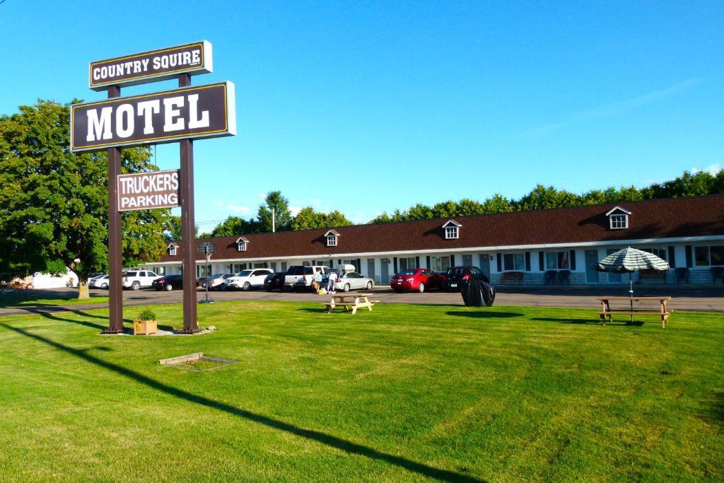 Country Squire Motel Arnprior Kültér fotó